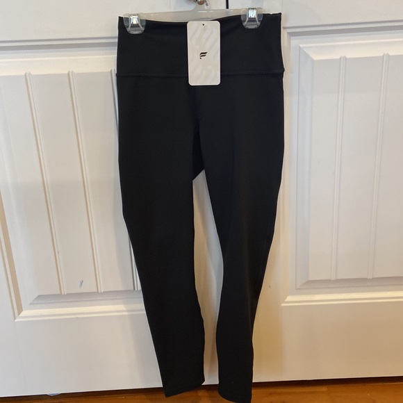 Fabletics Pants - Fabletics XS 7/8 Powerhold High-Waisted Leggings NWT